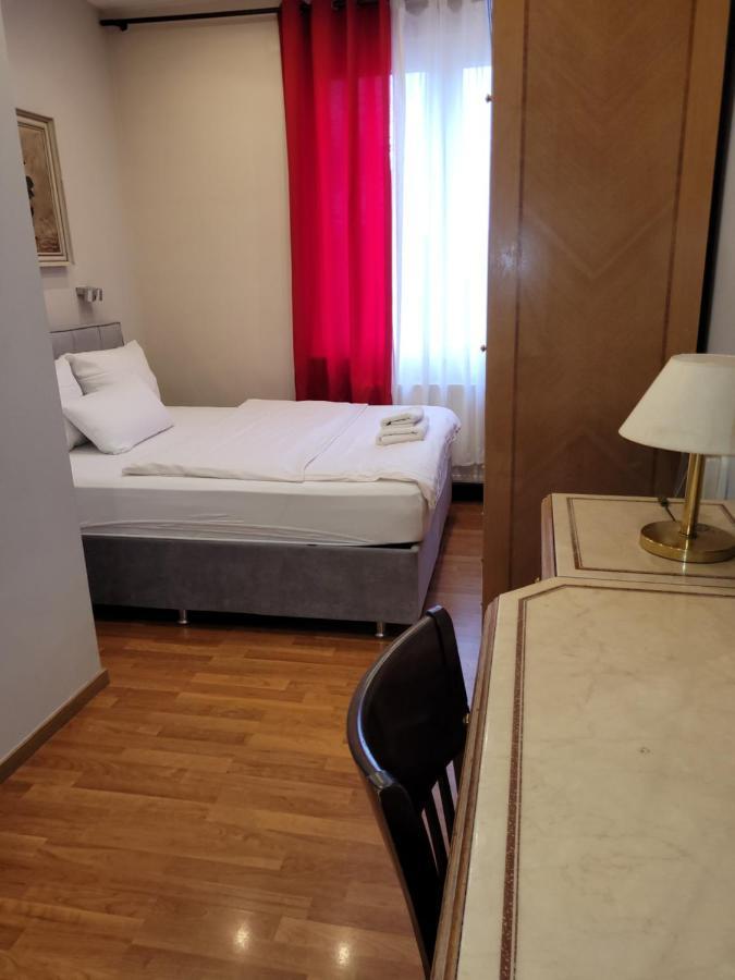 Hotel Franken An Der Messe Frankfurt am Main Bagian luar foto